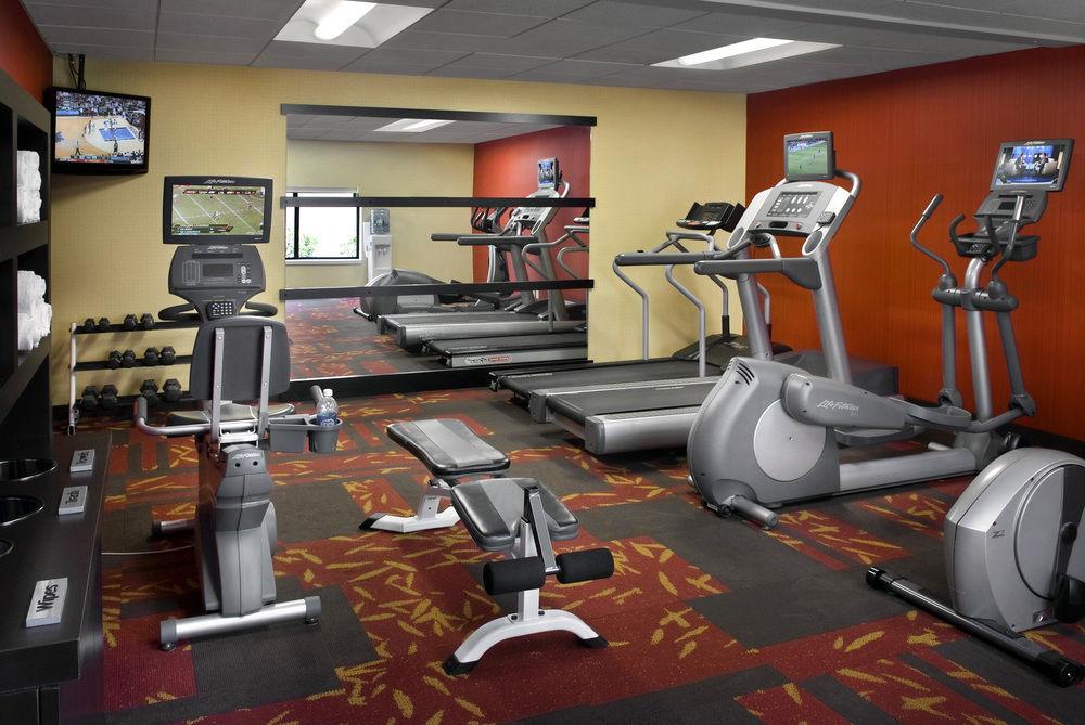 Courtyard By Marriott Poughkeepsie Hotel Kültér fotó