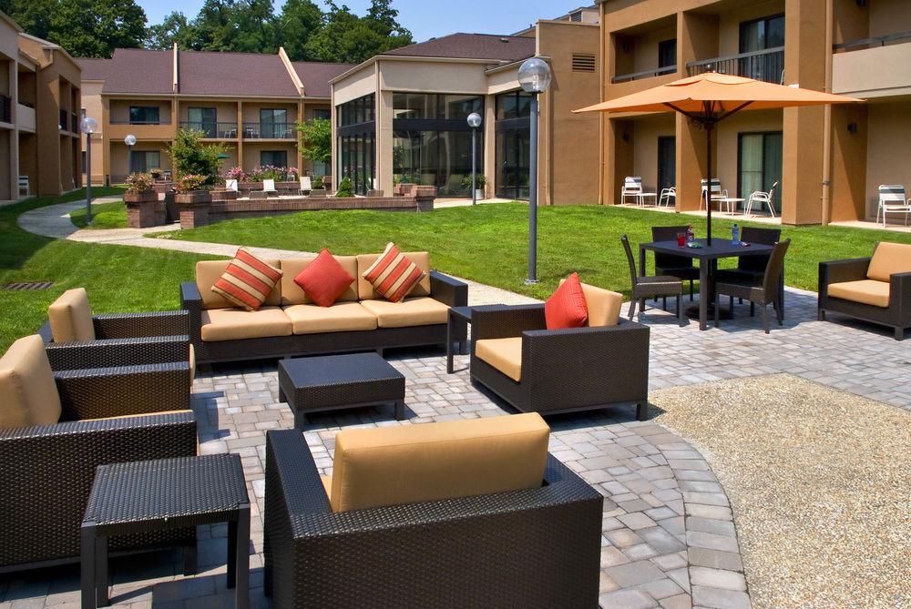 Courtyard By Marriott Poughkeepsie Hotel Kültér fotó