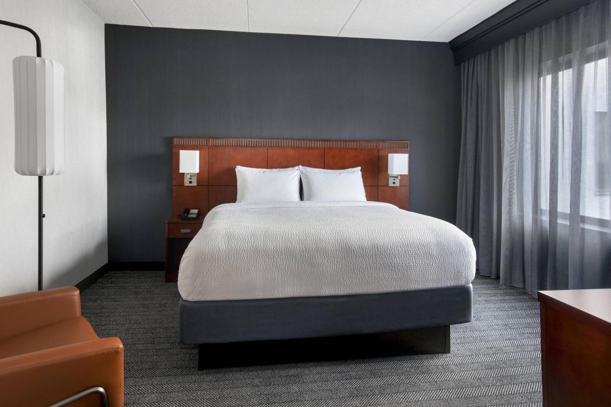 Courtyard By Marriott Poughkeepsie Hotel Kültér fotó