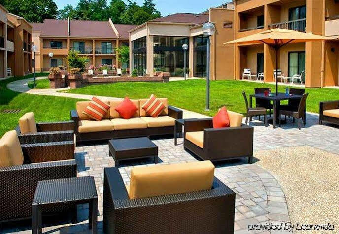 Courtyard By Marriott Poughkeepsie Hotel Kültér fotó